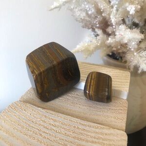 Tiger’s Eye Crystal Stone Set